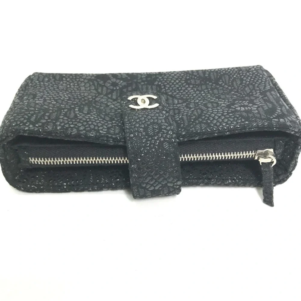 CHANEL Black Pouch